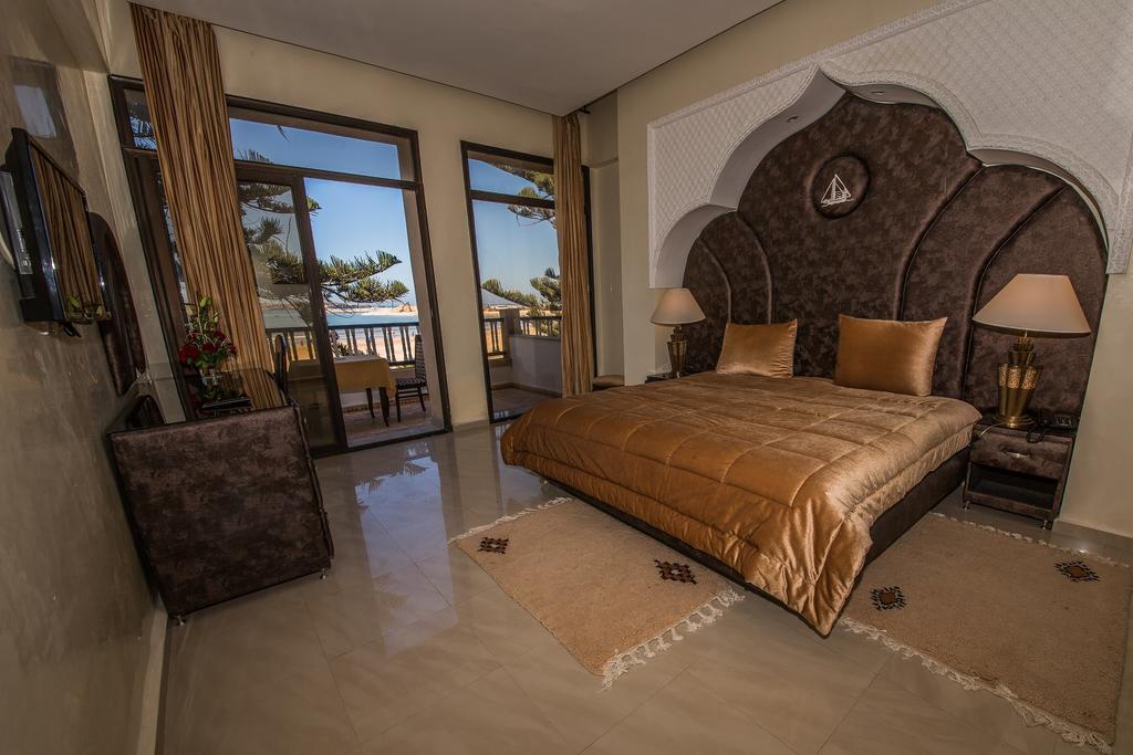 Hotel Des Iles Эс-Сувейра Экстерьер фото