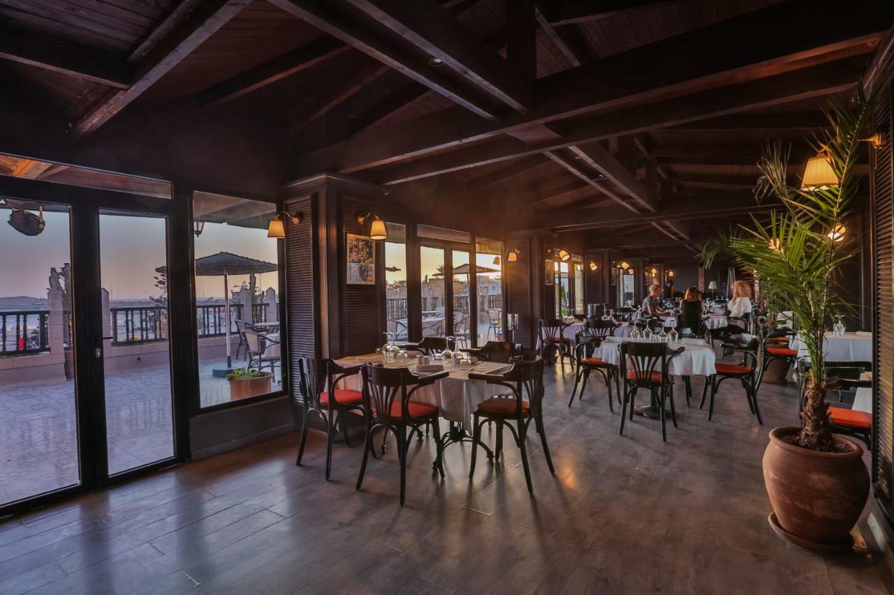 Hotel Des Iles Эс-Сувейра Экстерьер фото